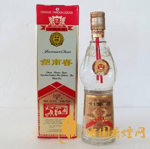 劍南春老酒陳窖價(jià)格介紹 劍南春老酒產(chǎn)品介紹