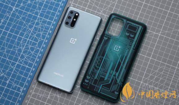 一加8T和RealmeX7Pro選哪個(gè)  一加8T和RealmeX7Pro參數(shù)配置對(duì)比