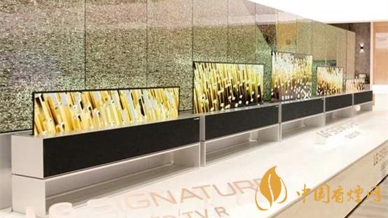 全球首款OLED卷軸屏手機(jī) 可以自由卷曲