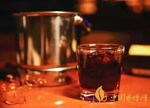 可樂桶是什么酒 非?；鸨目蓸吠罢{(diào)配方法介紹